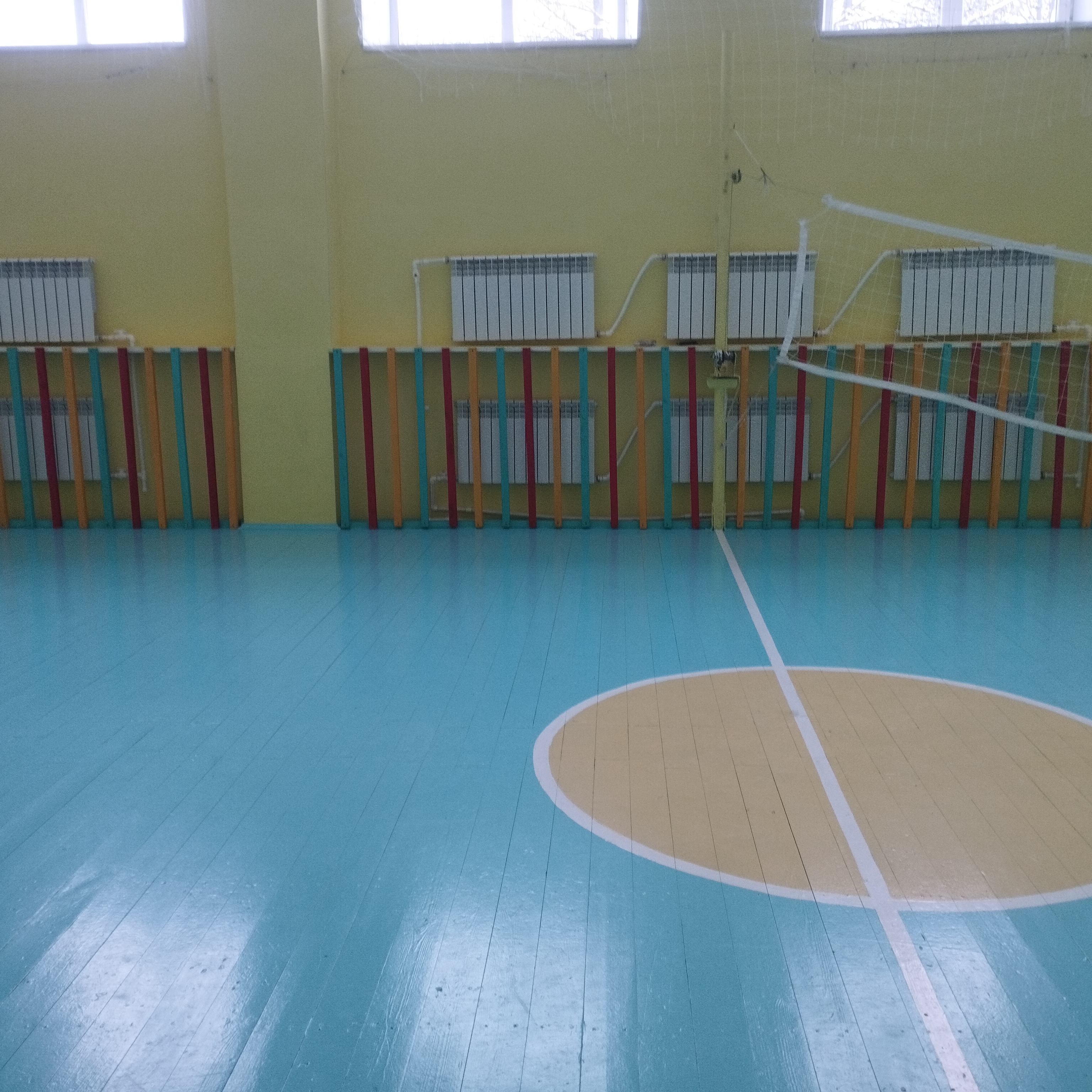 спортивный зал.